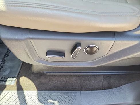 Used 2019 Ford Expedition Max XLT w/ Equipment Group 202A image 19