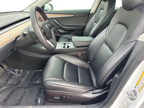 Used 2022 Tesla Model 3 Long Range AWD/4WD image 9