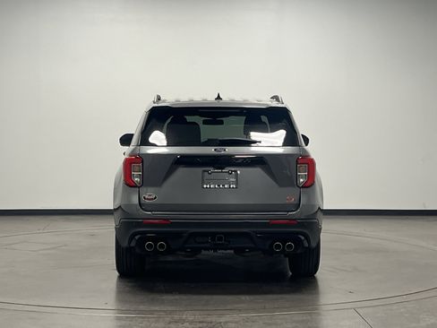 Used 2021 Ford Explorer ST w/ Equipment Group 401A image 7