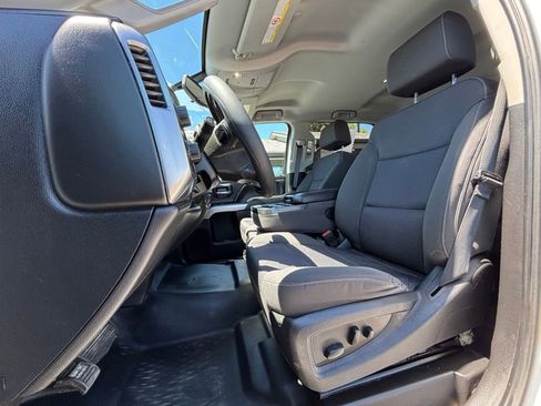Used 2018 Chevrolet Silverado 2500 LT AWD/4WD image 12