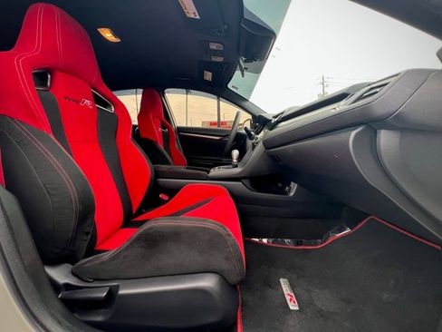 Used 2021 Honda Civic Type R image 32