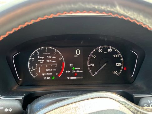 Used 2025 Honda Pilot Sport image 14