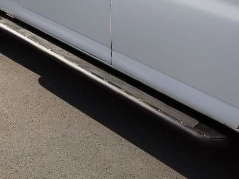 Used 2019 Chevrolet Express 2500 w/ Driver Convenience Package image 10