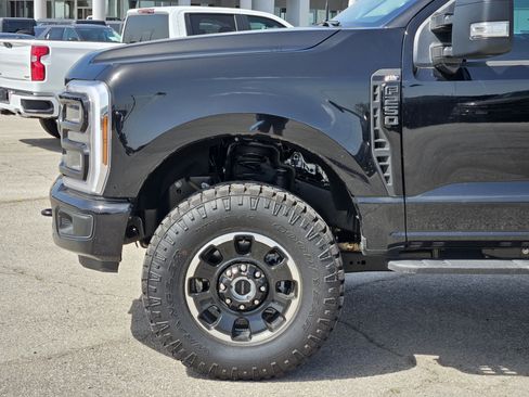 New 2026 Ford F250 XLT w/ XLT Premium Package AWD/4WD image 6