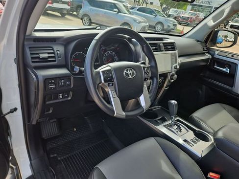 Used 2024 Toyota 4Runner SR5 Premium w/ Moonroof Package RWD image 10