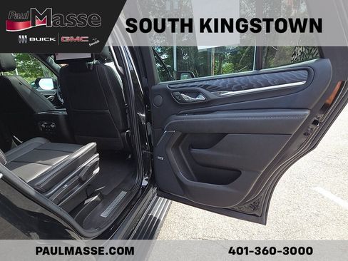 Used 2023 GMC Yukon Denali w/ Denali Reserve Package AWD/4WD image 30