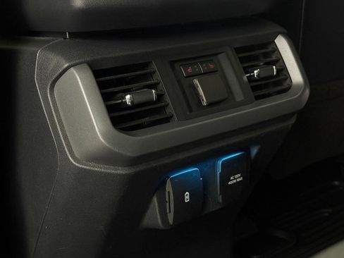 Used 2021 Ford F150 Lariat w/ Equipment Group 502A High AWD/4WD image 46