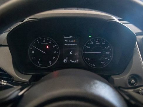 Used 2024 Subaru Crosstrek 2.0i Premium image 28