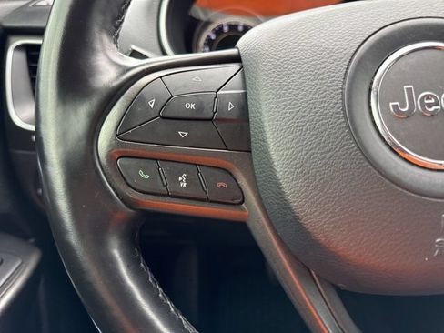 Used 2021 Jeep Cherokee Trailhawk AWD/4WD image 18