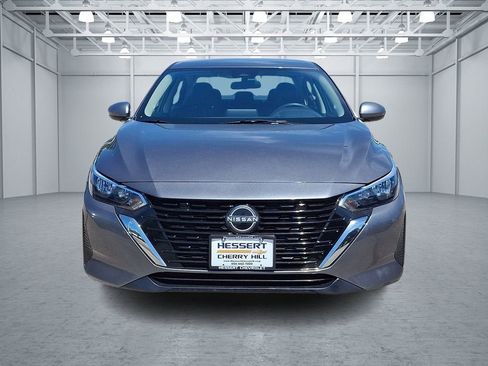 Used 2024 Nissan Sentra SV FWD image 3