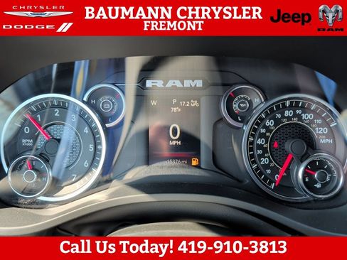 Used 2025 RAM 1500 Big Horn AWD/4WD image 25