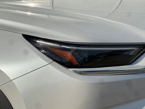 New 2026 Toyota Grand Highlander AWD Hybrid image 10