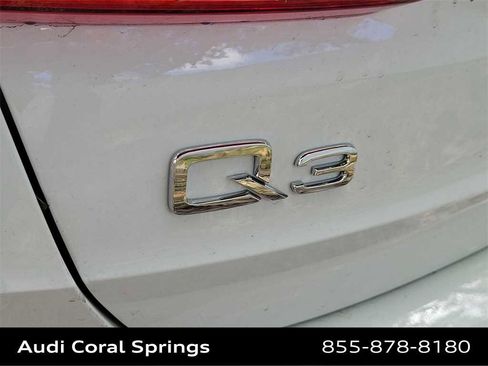 Certified 2025 Audi Q3 2.0T Premium w/ Convenience Package image 23