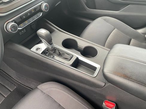 Used 2025 Nissan Altima 2.5 SV image 36