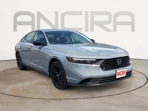 Used 2025 Honda Accord SE image 7
