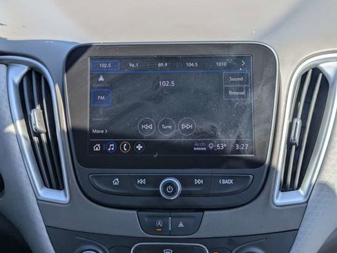 Used 2022 Chevrolet Malibu LS w/ Driver Confidence Package II FWD image 17