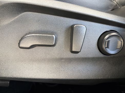 Certified 2024 Subaru Forester Touring w/ Pop Package 2 image 20