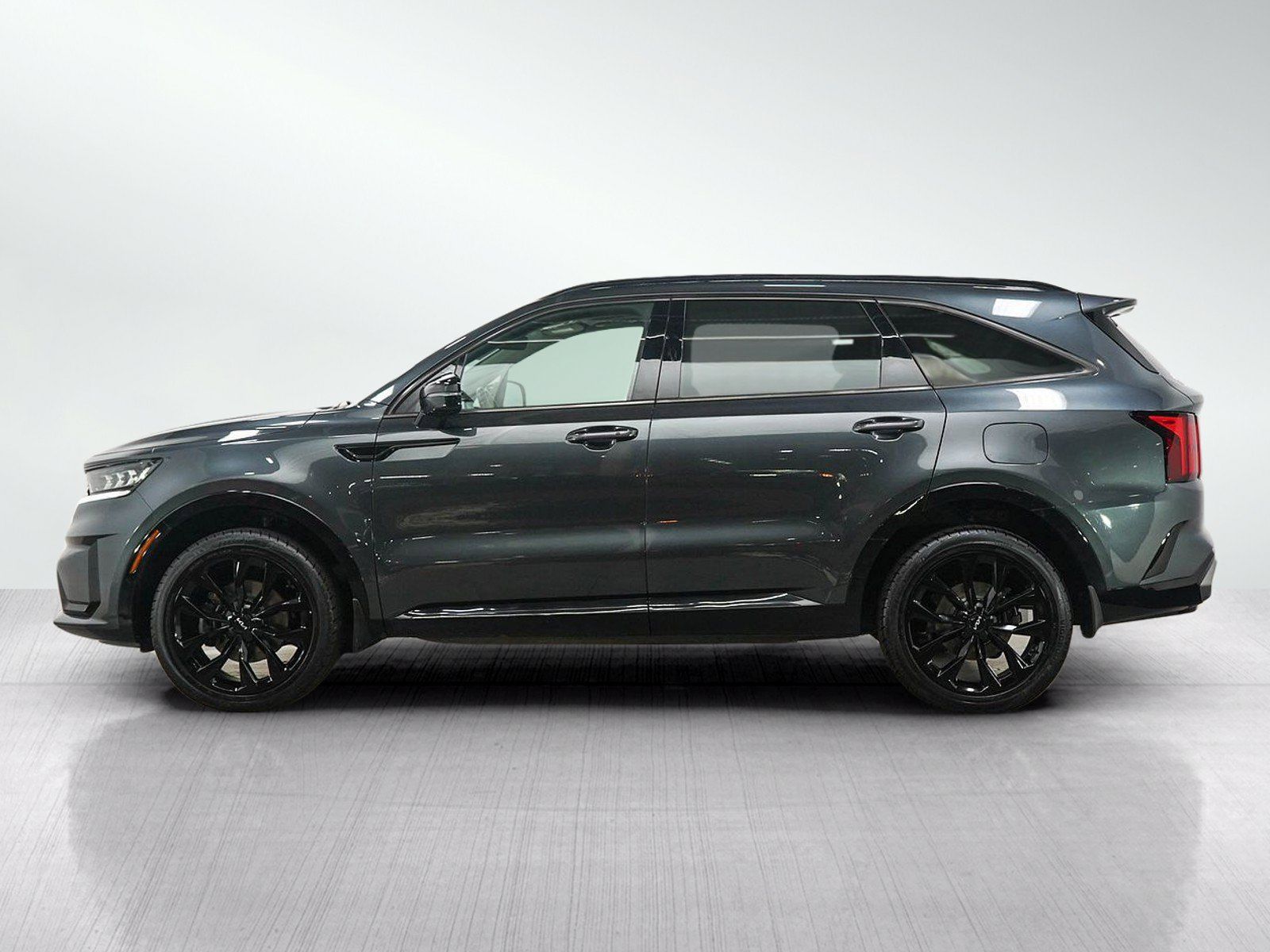 Used 2022 Kia Sorento X-Line EX AWD/4WD image 2