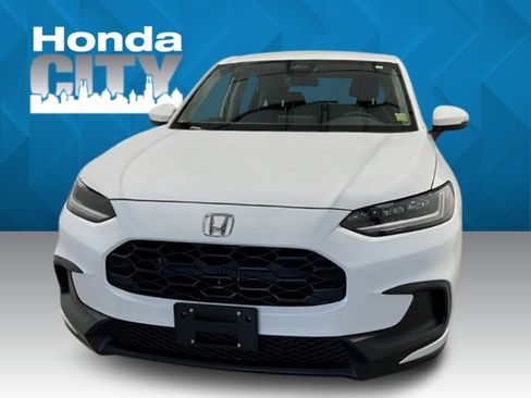 Used 2025 Honda HR-V LX image 9