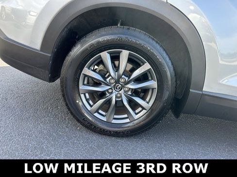 Used 2022 MAZDA CX-9 Touring w/ Touring Premium Package image 7