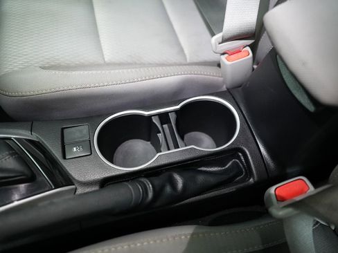 Used 2019 Toyota Corolla LE w/ Carpet Mat Package (TMS) image 25