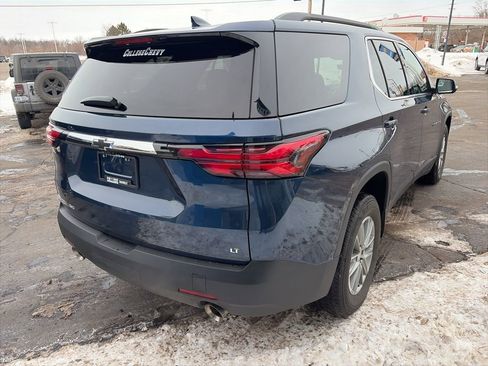 Used 2023 Chevrolet Traverse LT w/ Rear Camera Mirror Package AWD/4WD image 7