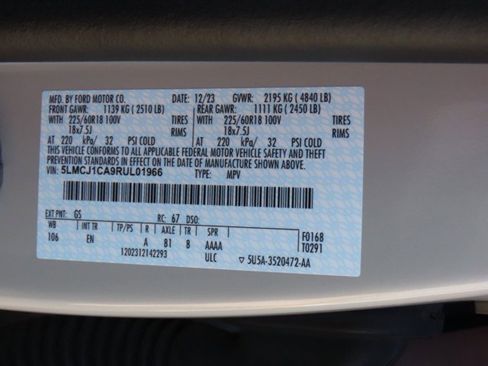 Certified 2024 Lincoln Corsair FWD image 28