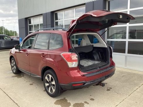 Used 2018 Subaru Forester 2.5i Premium AWD/4WD image 12