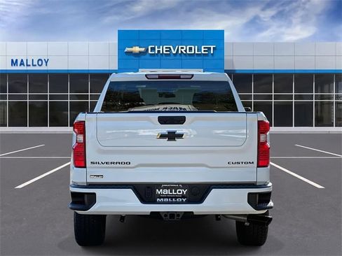 Used 2025 Chevrolet Silverado 1500 Custom w/ Turbomax Blackout Package image 3