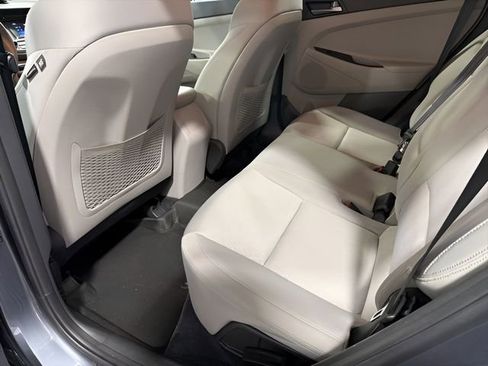 Used 2017 Hyundai Tucson SE image 29