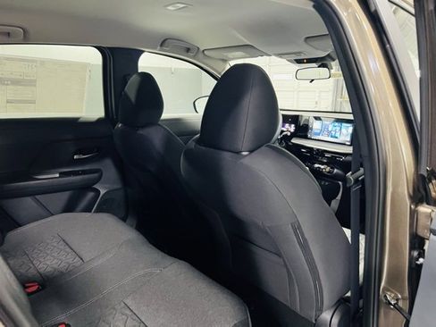 New 2026 Nissan Kicks SV image 29