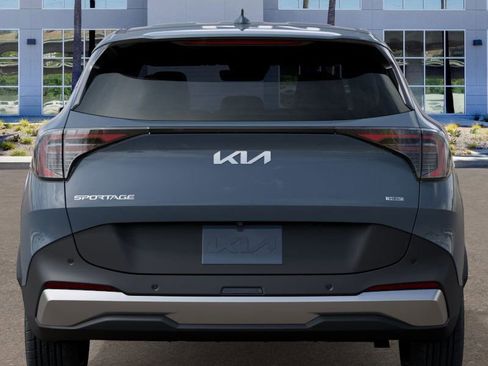 New 2026 Kia Sportage S image 13