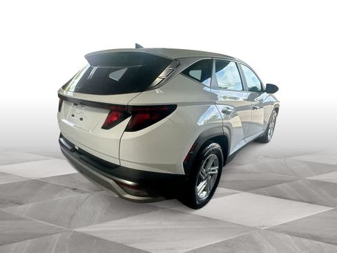 Used 2026 Hyundai Tucson SE FWD image 8