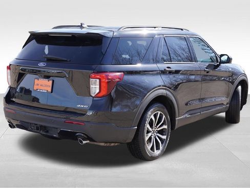 Used 2023 Ford Explorer ST-Line w/ Class IV Trailer Tow Package image 5
