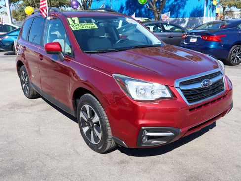 Used 2017 Subaru Forester 2.5i Premium image 8