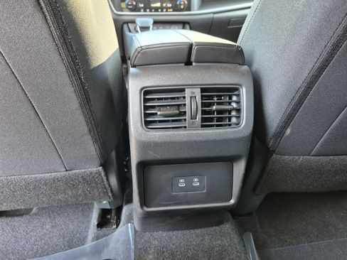 Certified 2026 Nissan Rogue SV FWD image 17