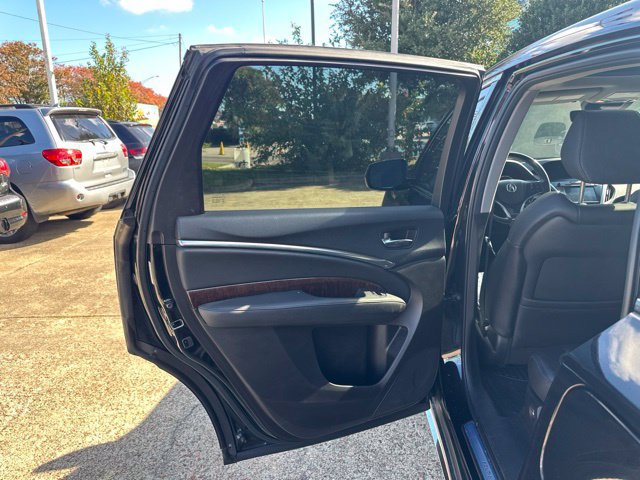 Used 2017 Acura MDX w/ Technology Package AWD/4WD image 27