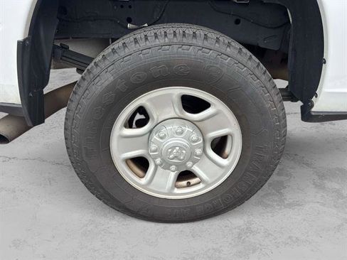 Used 2022 RAM 3500 Tradesman image 34