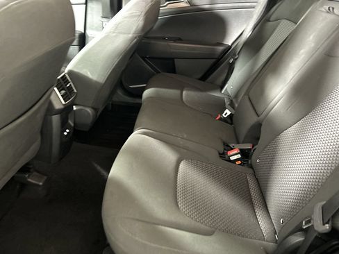 Used 2026 Kia Sportage LX FWD image 24