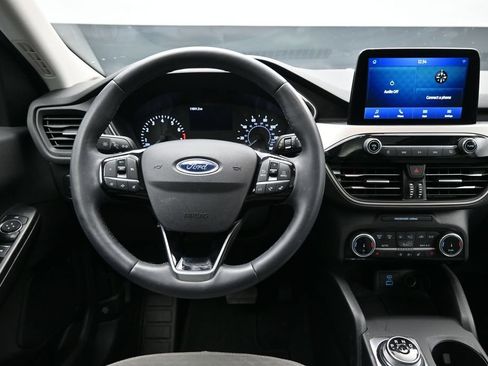 Used 2022 Ford Escape SE w/ SE Sport Appearance Package FWD image 14