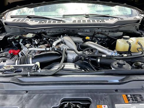 Used 2023 Ford F350 Lariat w/ Lariat Ultimate Package AWD/4WD image 30