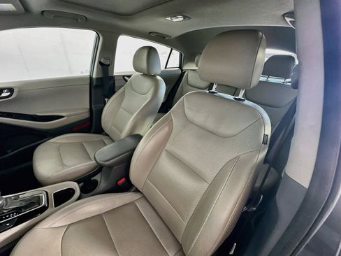 Used 2018 Hyundai Ioniq Limited w/ Limited Ultimate Package 03 FWD image 21