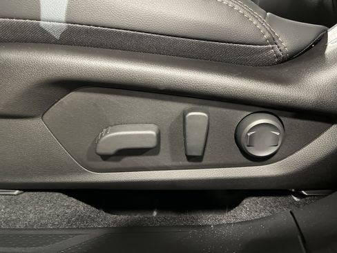 New 2026 Subaru Outback Limited image 11