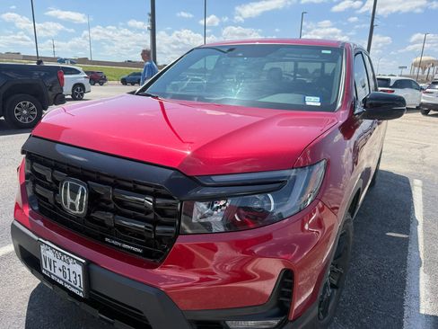 Used 2024 Honda Ridgeline Black Edition image 4