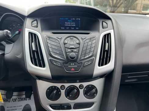 Used 2013 Ford Focus SE FWD image 21