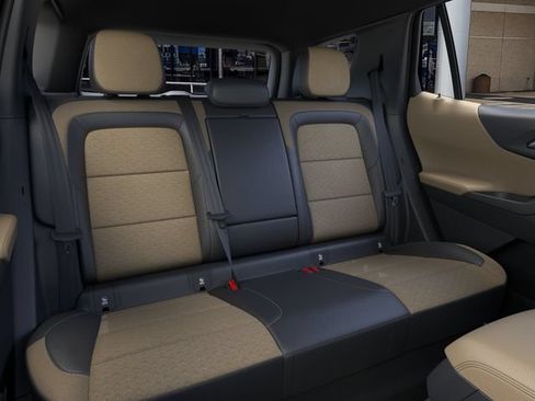 New 2027 Chevrolet Equinox ACTIV w/ Safety and Technology Package FWD image 17