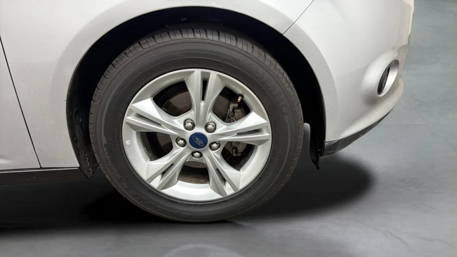Used 2013 Ford Focus SE FWD image 22