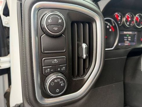 Used 2019 Chevrolet Silverado 1500 LT RWD image 30