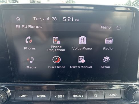 Used 2024 Kia Forte LXS w/ LXS Technology Package FWD image 15