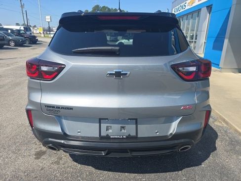 Used 2025 Chevrolet TrailBlazer RS w/ Convenience Package image 4